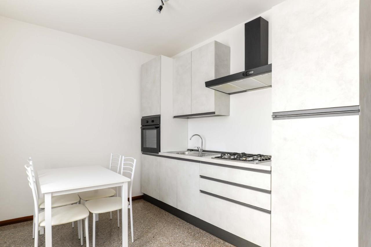 Sole Apartment Albano Sant'alessandro ภายนอก รูปภาพ